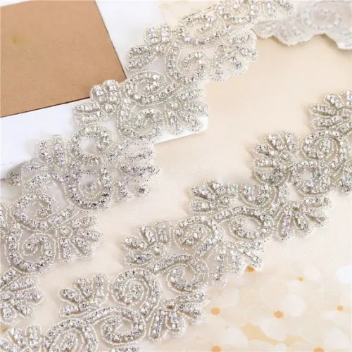 Aplique Bordado com Strass