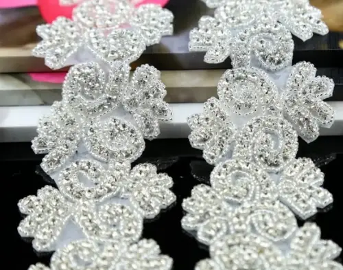 Aplique Bordado com Strass