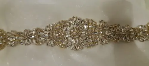 Aplique de Strass Dourado