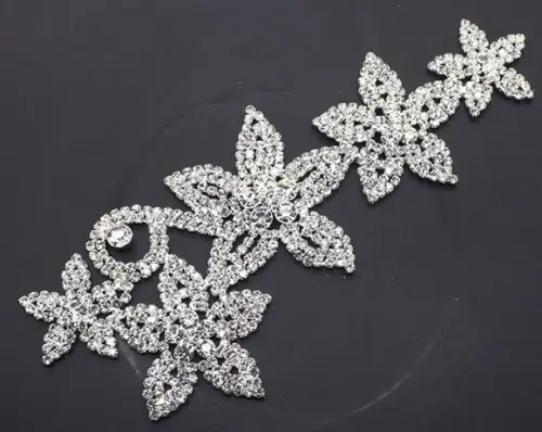 Aplique de strass Flores diversas