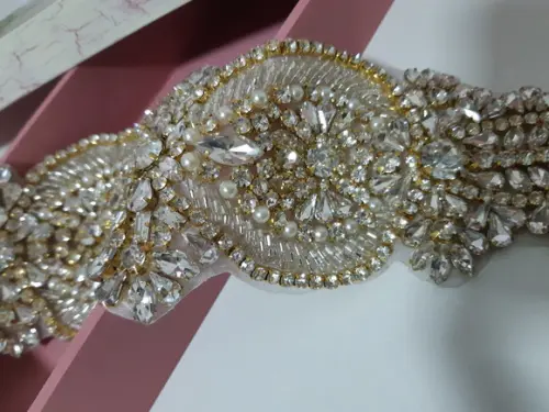 Aplique de Strass Grande Dourado Tamanho 38,5 x 7,5