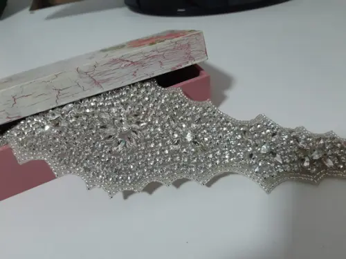 Aplique de strass grande para vestidos ou cinto