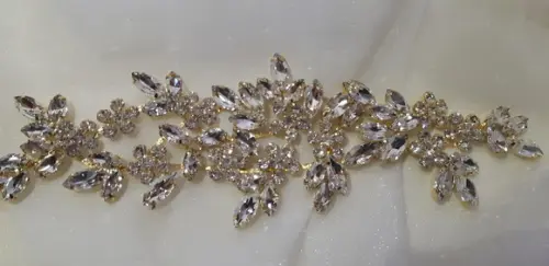 Aplique Folhas de Strass Dourado