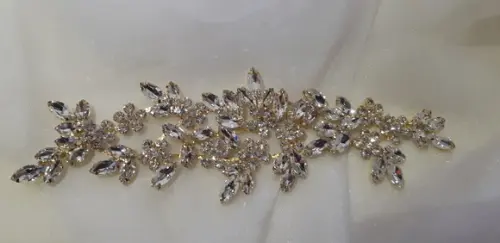 Aplique Folhas de Strass Dourado