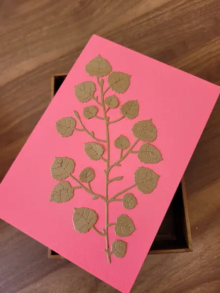 Aplique Folhas em Papel Kraft (2 Modelos)