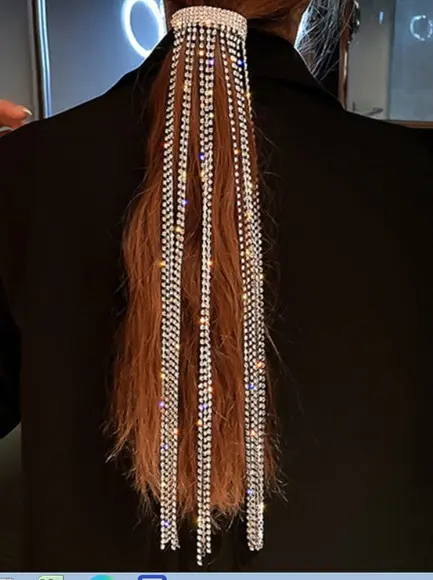Arranjo De Cabelo Em Strass