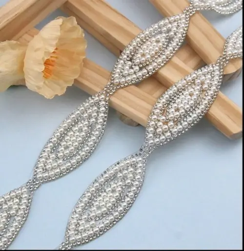 Cinto Balões com Pérolas e Strass