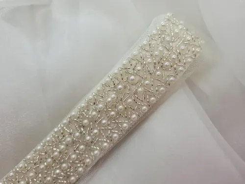 Cinto Bordado com Pérolas - Aplique 80cm