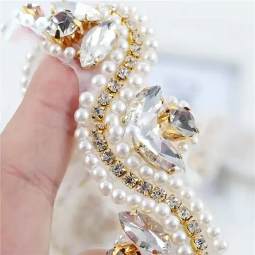 Cinto Bordado de Pérolas e Strass Prata, Dourado ou Rose