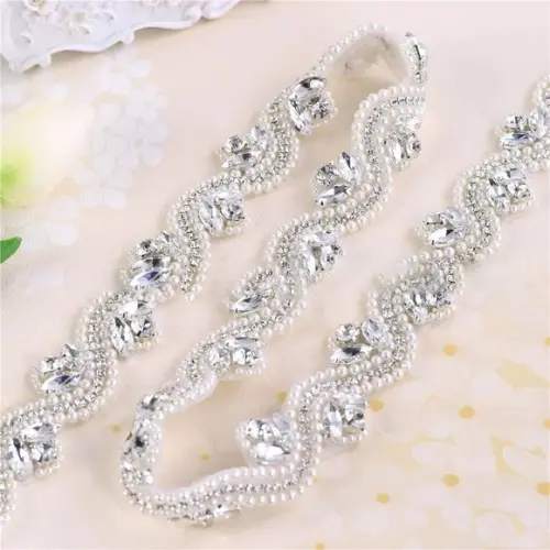 Cinto Bordado de Pérolas e Strass Prata, Dourado ou Rose