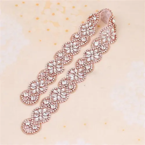 Cinto com Aplique Rosé Gold Bordado com Pedraria