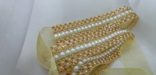 Cinto De Strass Dourado E Pérolas