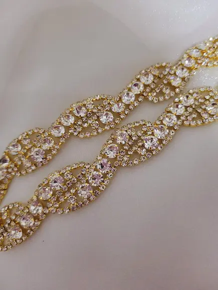 Cinto de Strass Dourado Trançado