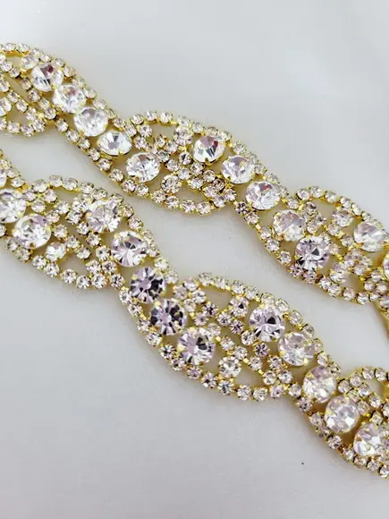 Cinto de Strass Dourado Trançado