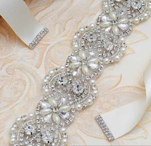 Cinto de Strass e Pérolas