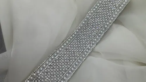 Cinto de strass e pérolas largo Fita Prata Pronta Entega