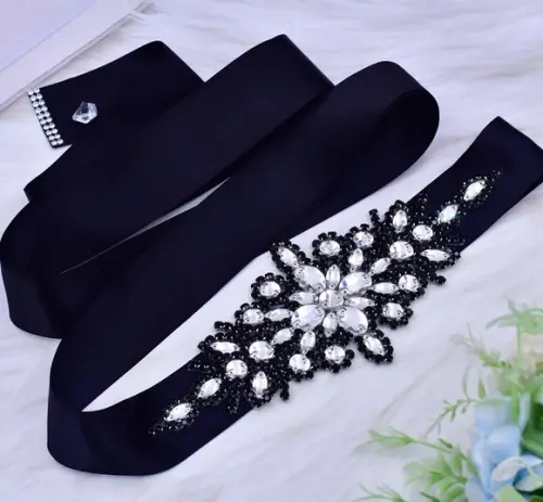 Cinto de Strass Flor Preto e Prata