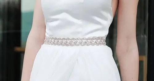 Cinto de strass flores trançadas rosé
