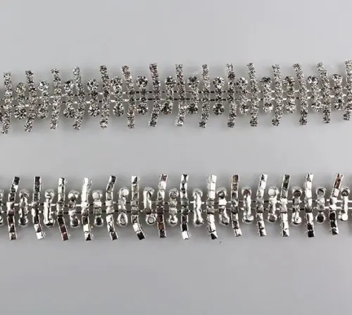 Cinto de Strass Prata Design Moderno