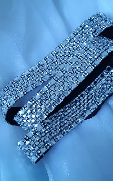 Cinto de Strass Prata Efeito Brilhante