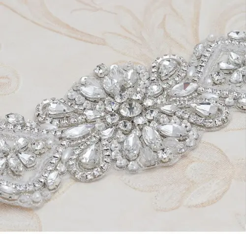 Cinto de strass prata luxuoso