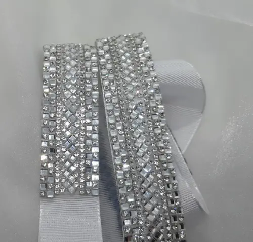 Cinto de Strass Prateado