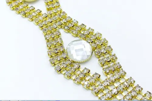 Cinto Dourado de Strass e Pedras