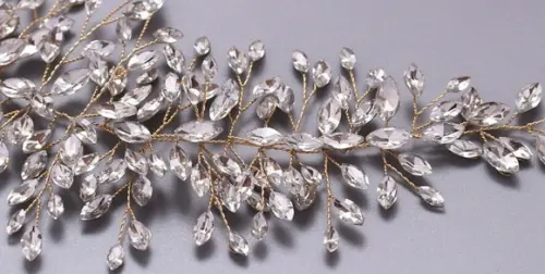 Cinto Dourado Largo Folhas de Pedrarias