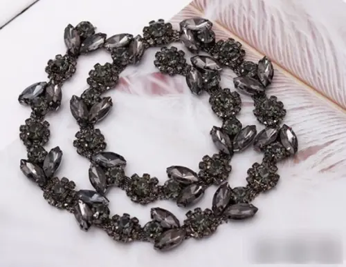 Cinto Flores de Strass Grafite