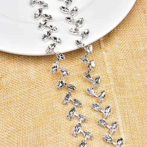 Cinto Folhas de Strass Prata Delicado