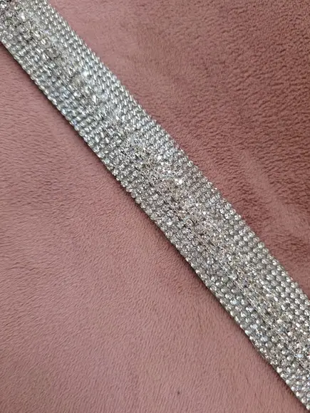 Cinto Prata de Strass Delicado - Várias Cores de Fita.
