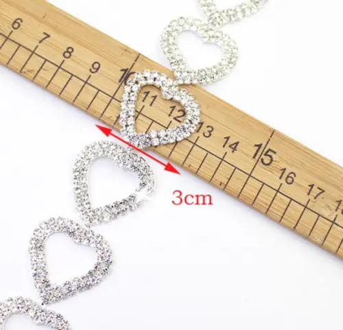 Cinto Renda De Corações Em Strass