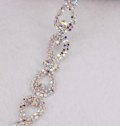 Cinto Renda De Laços Em Strass Ab Dourado Ou Prata