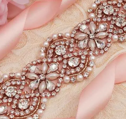 Cinto Rosé de Strass e Pérolas