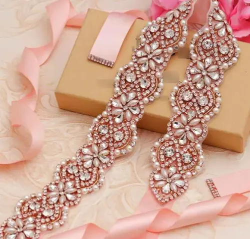 Cinto Rosé de Strass e Pérolas