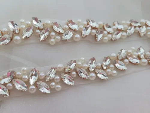 Cinto Rose Gold Bordado com Pedras e Pérolas