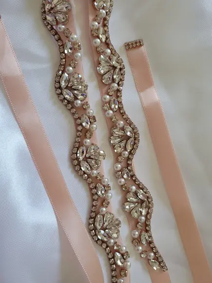 Cinto Rose Gold com Pedras e Pérolas