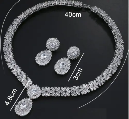 Conjunto Colar, Brinco e Pulseiras de Zircônia