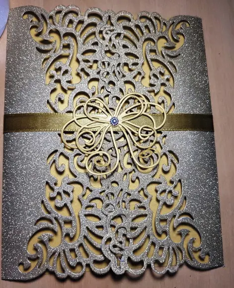 Convite Dourado com Glitter, Incluindo Impressão e Arte