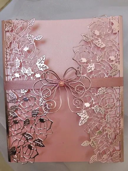 Convite Rosa Claro Metalizado Modelo Folhas