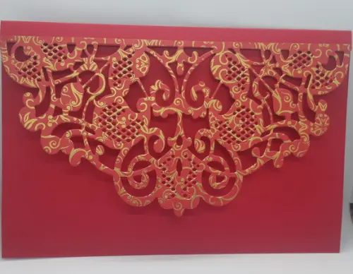 Convite Vermelho com Dourado