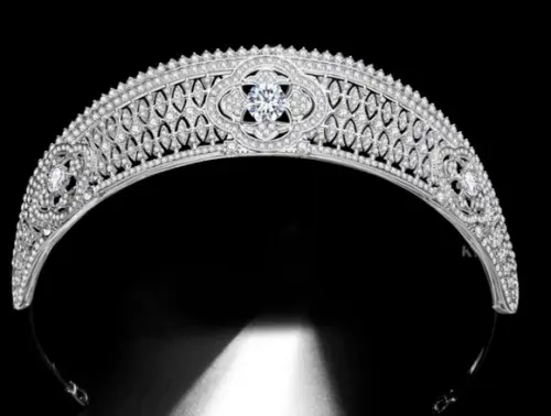Coroa Tiara Rendada de Strass prata