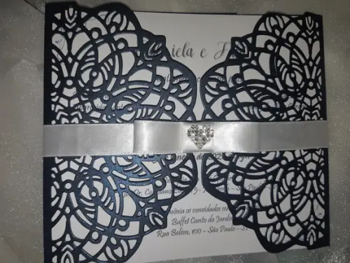 Envelope Rendado Azul Metalizado para Convite