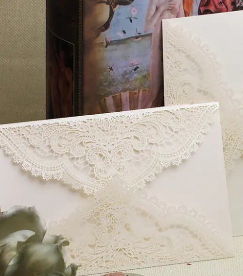 Envelopes rendados branco papel perolado