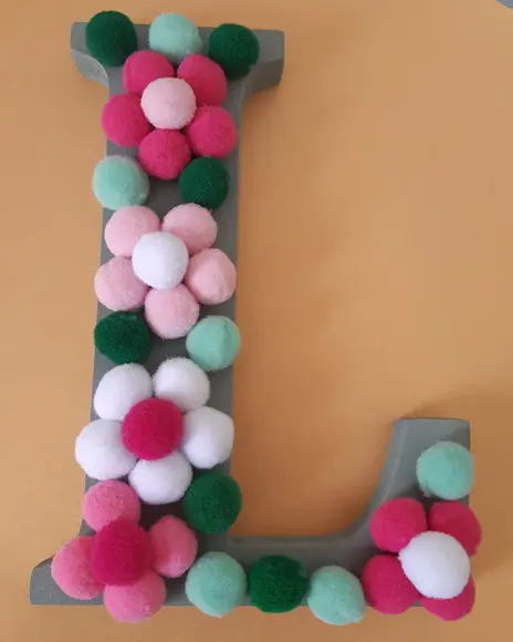 Letra Decorada com Flores