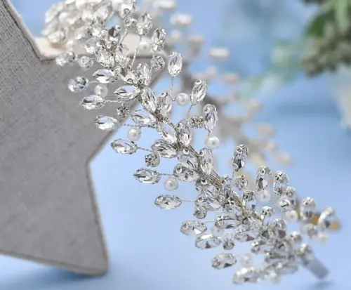 Tiara de strass para noivas