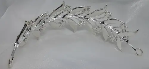 Tiara Folhas e Flores de Strass