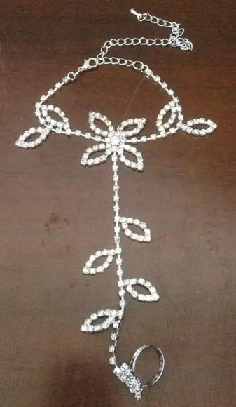Tornozeleira para noivas folhas e flores 1 peça