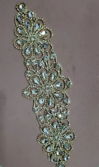 Aplique de Strass Dourado