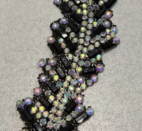 Aplique de Strass e Mini Espelhos 90cm
